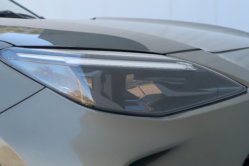 Toyota Yaris Cross (2023) Comfort Tech1,5 Hybrid 4x4 e-C - fotka 25 z 29