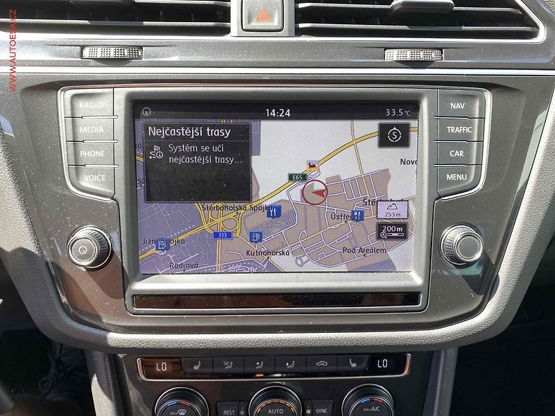 Volkswagen Tiguan (2016) 2.0 TDi, Highline, LED, navi - fotka 19 z 21