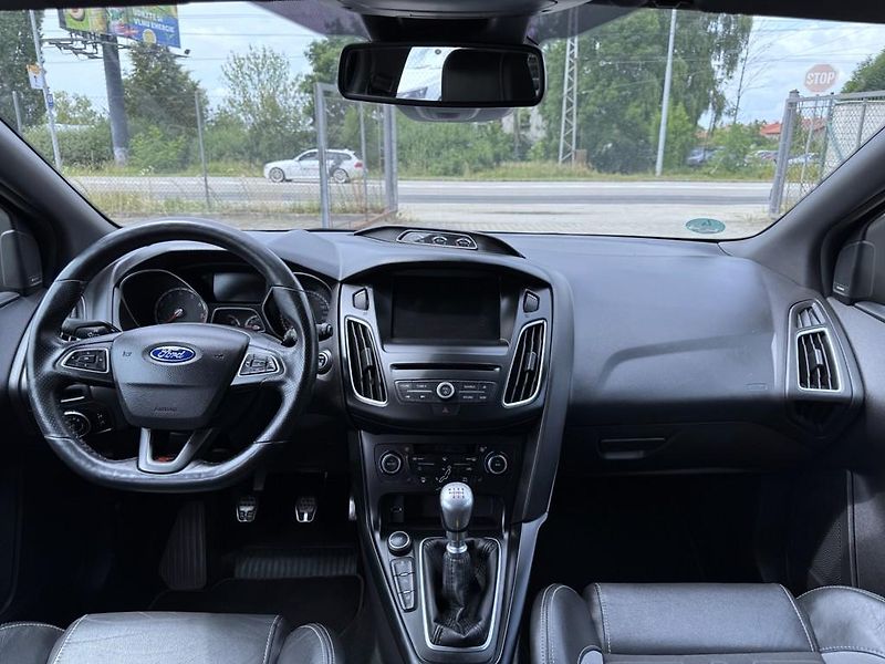 Ford Focus ST 2.0 EB 184 kW Nové rozvody - fotka 8 z 20