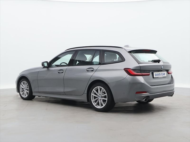 BMW Řada 3 3,0 330d 210kW 1.Maj. DPH - fotka 5 z 32