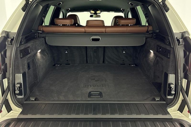 BMW X5 xDrive40d - fotka 11 z 28