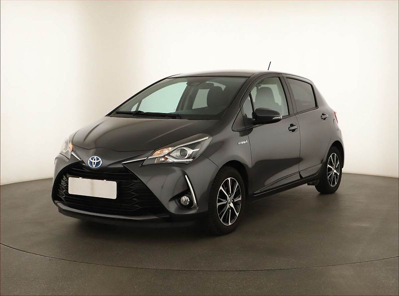 Toyota Yaris (2018) 1.5 Hybrid, Automat - fotka 2 z 14