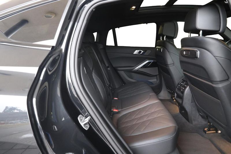 BMW X6 xDrive40d - fotka 6 z 31