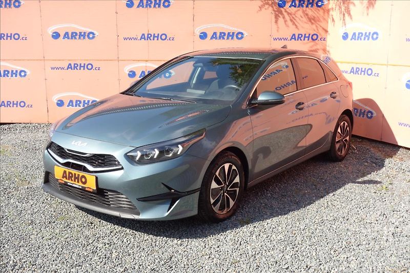 Kia Ceed 1,5 T-GDi,ČR,1 MAJ.,SERV.KN. - fotka 3 z 40