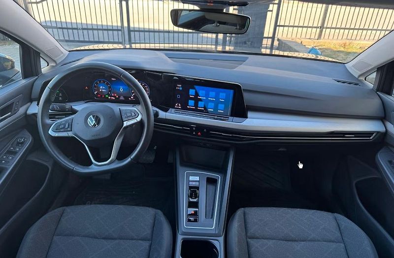 Volkswagen Golf 1.5 TGI Base Ambient  - fotka 10 z 20