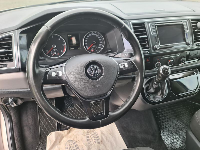 Volkswagen Transporter (2016) MULTIVAN 2.0TDi 110-KW OLOMOUC - fotka 58 z 103