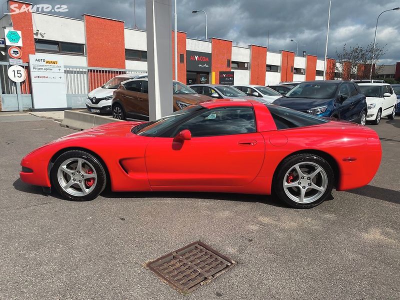 Chevrolet Corvette 5.7 koupeno v CZ - fotka 8 z 23