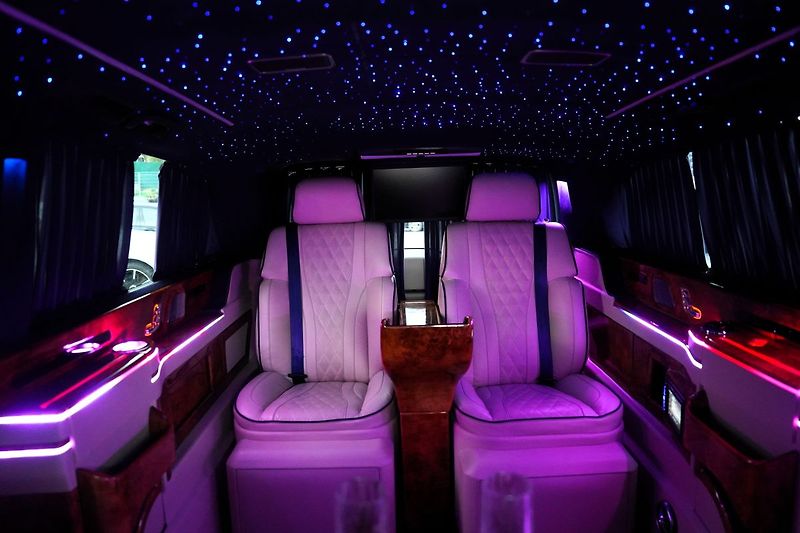 Mercedes-Benz Třídy V V250d Extra Long/BUSINESS VIP - fotka 33 z 45