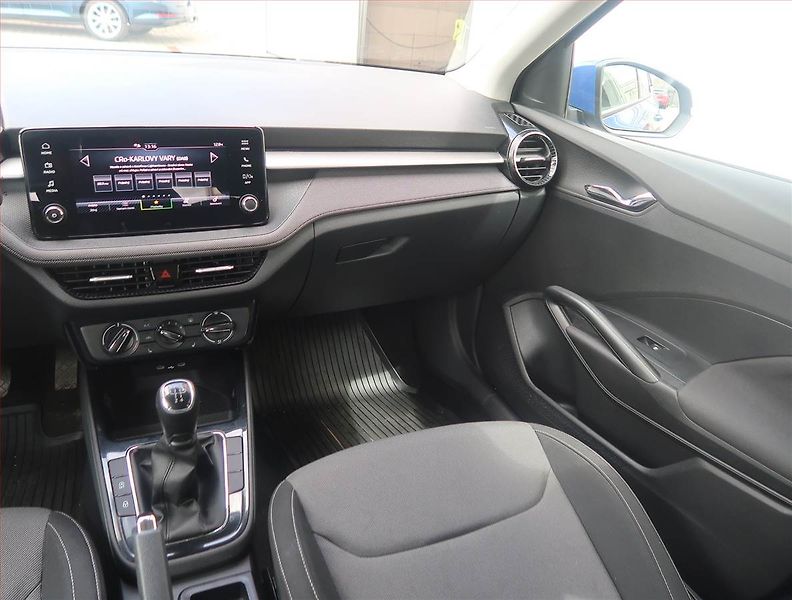 Škoda Fabia (2024) Selection 1.0 TSI, Serv.kniha - fotka 8 z 14