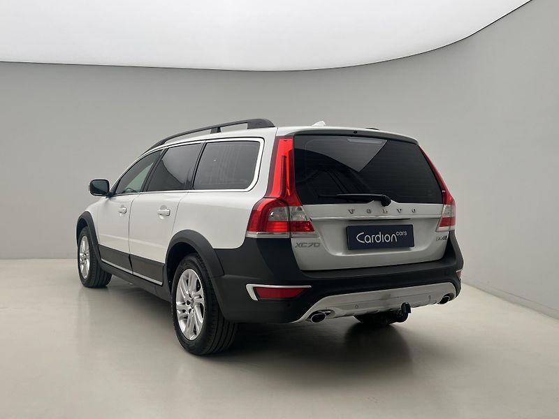 Volvo XC70 D4 AWD MOMENTUM AUT - fotka 10 z 44