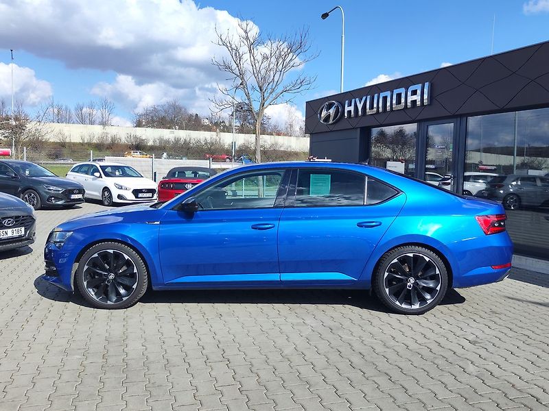 Škoda Superb 2.0 TDi/147kW Sportline DSG - fotka 8 z 34