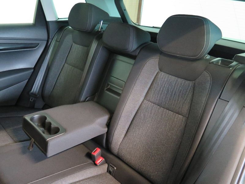 Škoda Karoq (2019) 1.5TSI,klima,navi,výhřev,Style - fotka 19 z 29
