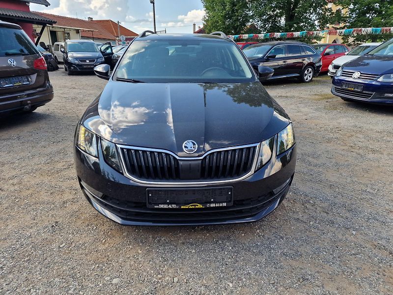 Škoda Octavia 1,6TDI 85KW VÝHŘEV TAŽNÉ  - fotka 2 z 19