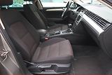 Volkswagen Passat (2016) 2.0 TDI, Automat, Navi - náhled 9