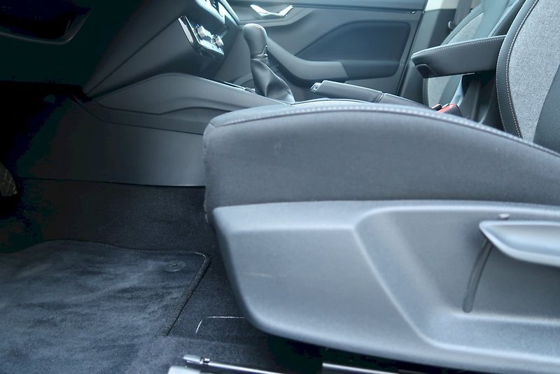 Škoda Kamiq (2025) Selection 1.0 TSI 85 kW - fotka 6 z 29