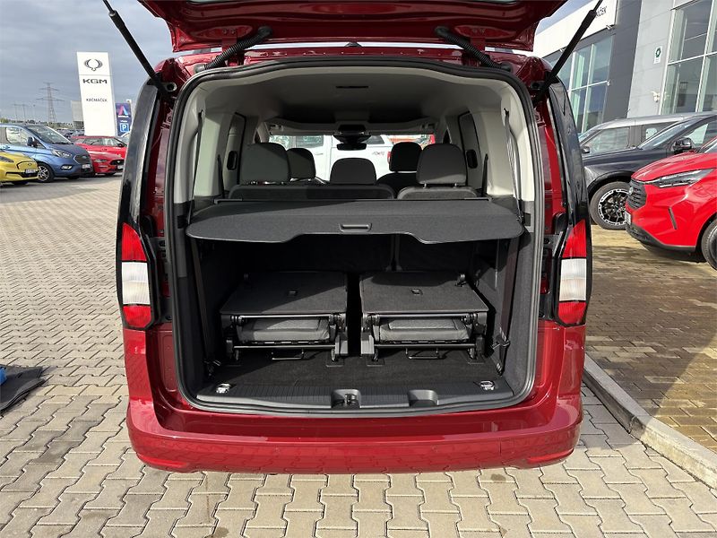 Ford Tourneo Connect (2026) Titanium, Tourneo, 2.0 EcoBlue - fotka 11 z 19