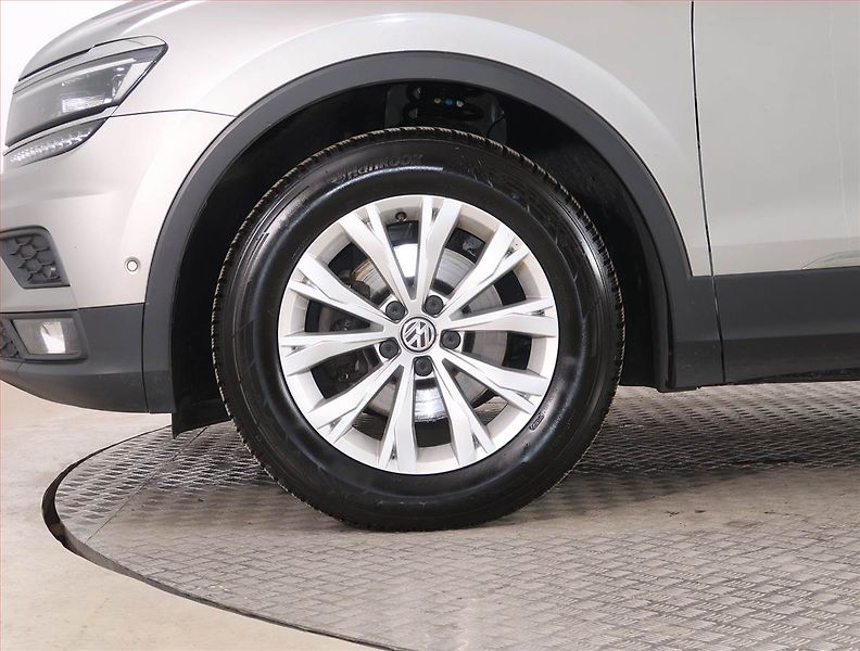 Volkswagen Tiguan (2018) Comfortline 2.0 TDI, Tempomat - fotka 14 z 18
