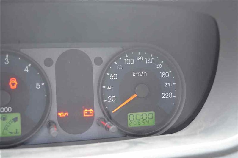 Ford Fusion (2003) 1,4 TDCI 50KW - fotka 14 z 20