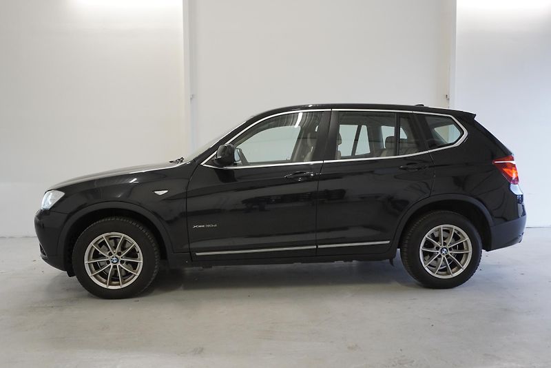 BMW X3 3,0 XDRIVE30D AUTOMAT - fotka 8 z 27