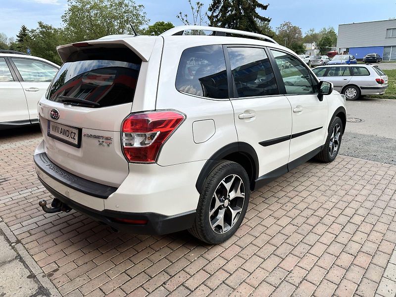 Subaru Forester (2013) 2.0XT Executive MY2013 - fotka 2 z 17