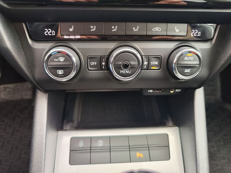 Škoda Octavia 1.6 TDI/81kW Style - fotka 20 z 28