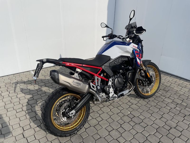 BMW (2026) F 900 GS - fotka 3 z 12