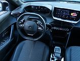 Peugeot 2008 (2025) Allure 1.2 PureTech - náhled 7