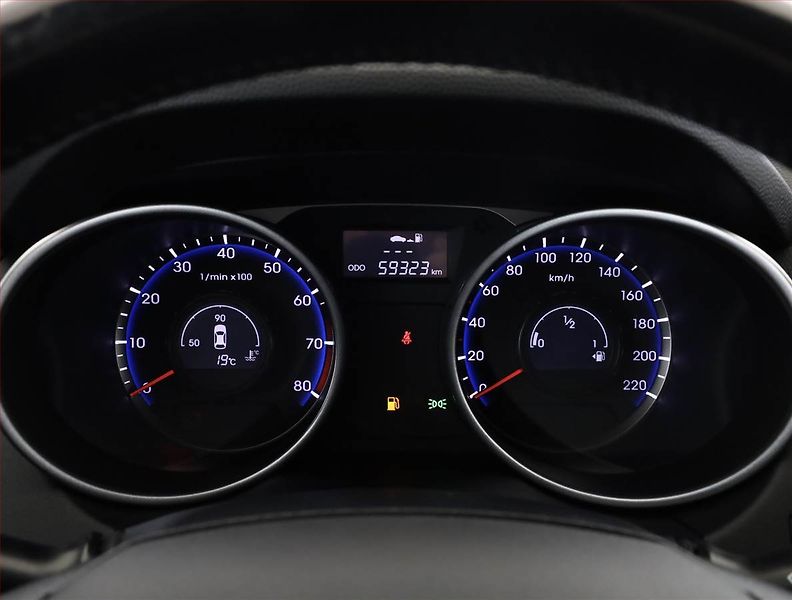 Hyundai ix35 (2015) 1.6 GDI, Serv.kniha, Tempomat - fotka 9 z 16