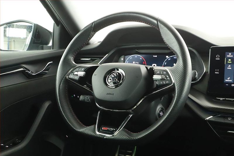 Škoda Octavia (2021) RS 2.0 TDI 4x4 - fotka 8 z 18