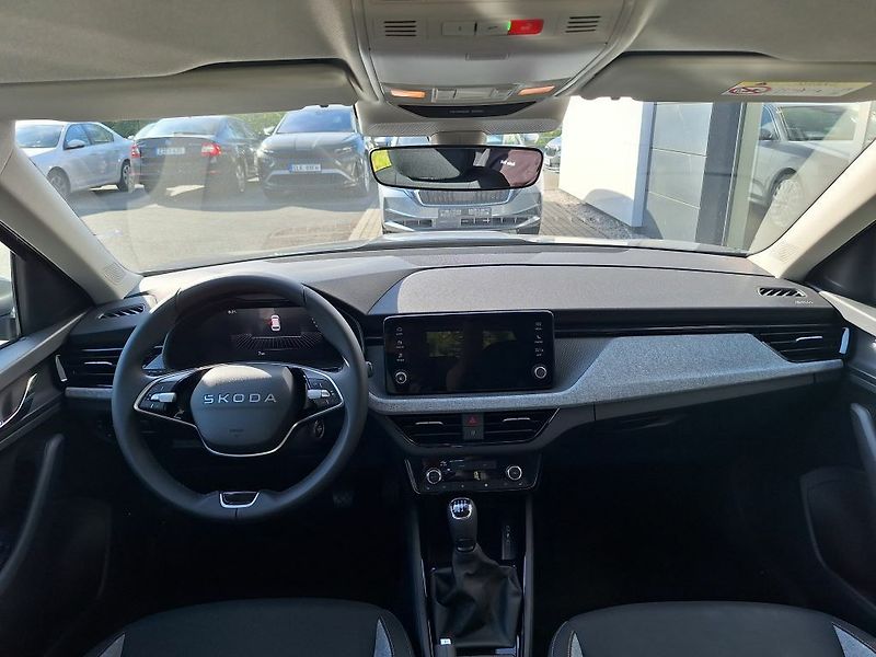 Škoda Kamiq Selection 1,0TSI 70kW - fotka 11 z 11