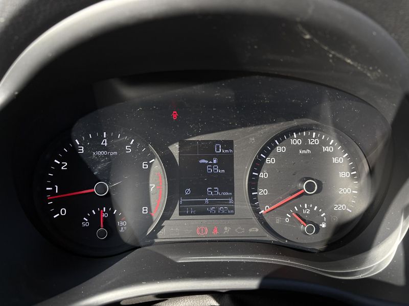 Kia Stonic 1.25 CVVT 62kW Comfort - fotka 14 z 18