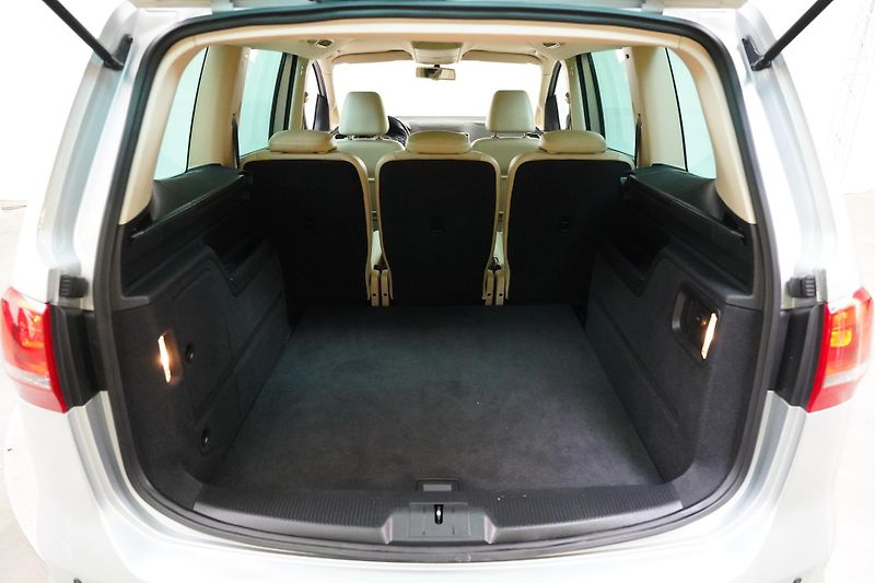 Volkswagen Sharan - fotka 24 z 25