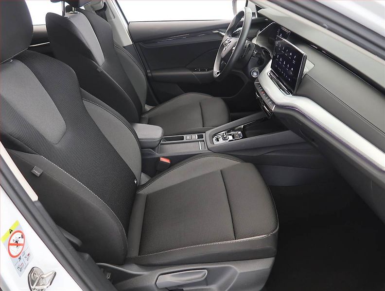 Škoda Octavia (2023) Ambition 2.0 TDI, Automat - fotka 9 z 30