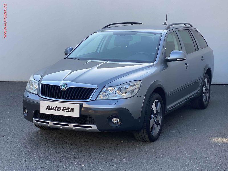 Škoda Octavia (2013) 2.0 TDi 4x4, Scout - fotka 3 z 17