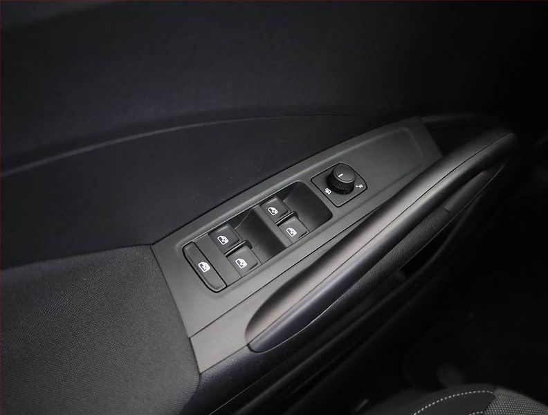 Škoda Fabia (2024) 1.0 TSI, ČR,1.maj, Serv.kniha - fotka 15 z 17
