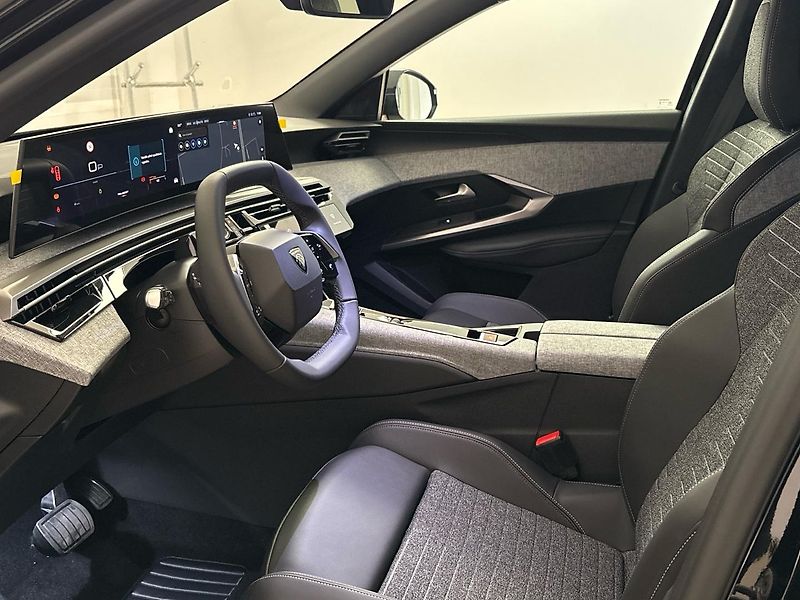 Peugeot 5008 (2026) Business Hybrid 145 e-DCS6 - fotka 6 z 41