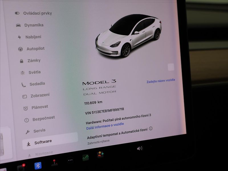 Tesla Model 3 LR 366kW 75kWh AWD DPH - fotka 16 z 25