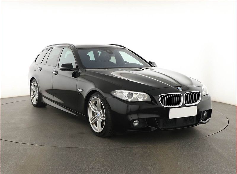 BMW Řada 5 (2017) M Sport 530d, Automat - fotografie inzerátu