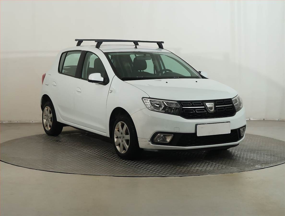 Dacia Sandero 1.0 SCe, nová STK, zamluveno