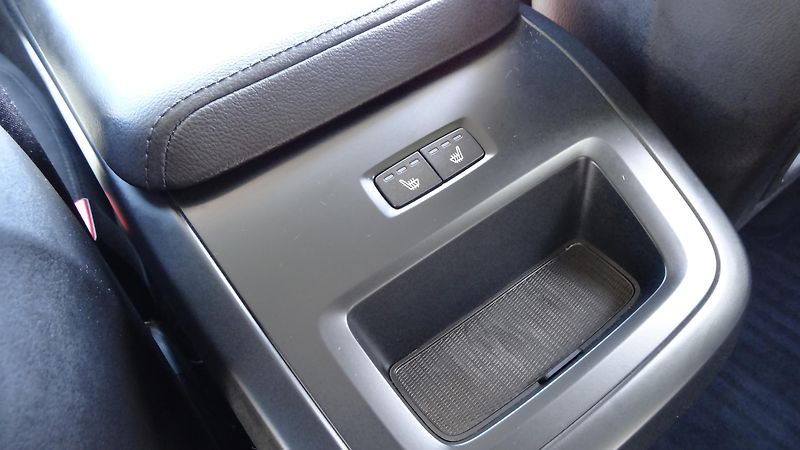 Volvo XC60  B4 Awd Taž.zař.Navi + - fotka 14 z 70
