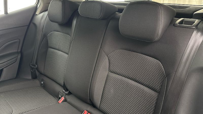 Škoda Fabia 1.0 TSI Style - fotka 16 z 23