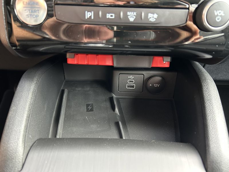 Ford Kuga Top Edition 2.5 PHEV 178kW - fotka 38 z 39