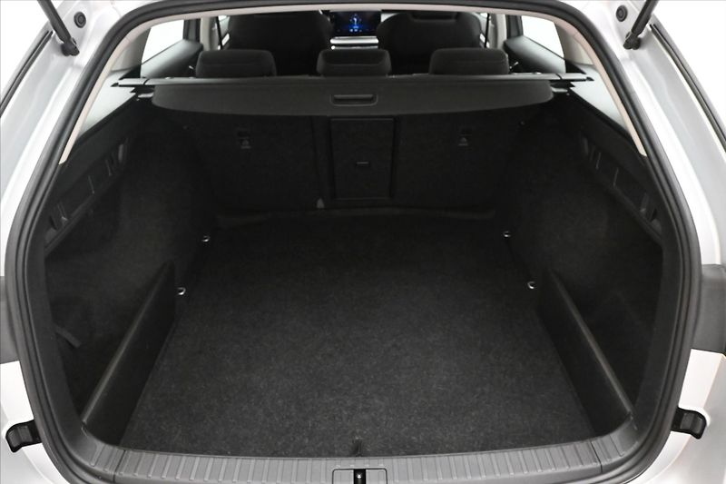 Škoda Octavia 2,0 TDI 110 kW DSG Ambition Zá - fotka 10 z 30