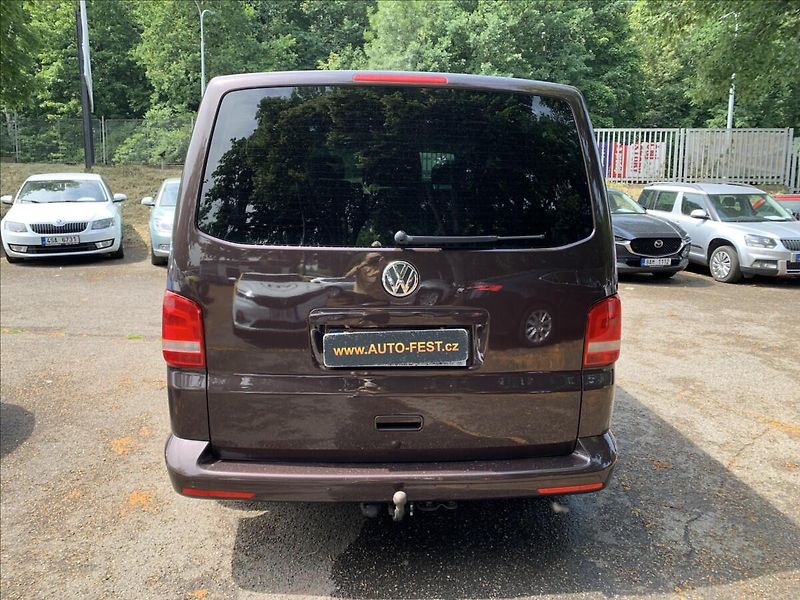 Volkswagen Caravelle 2,0 TDI  103kW - fotka 6 z 16