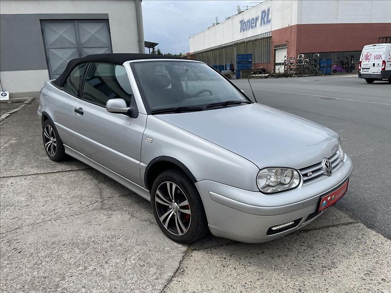 Volkswagen Golf 2,0i 85kW*Pěkný stav* - fotka 3 z 44