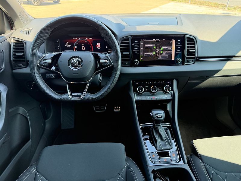 Škoda Karoq Sportline 2,0TDI 110kW DSG - fotka 18 z 19