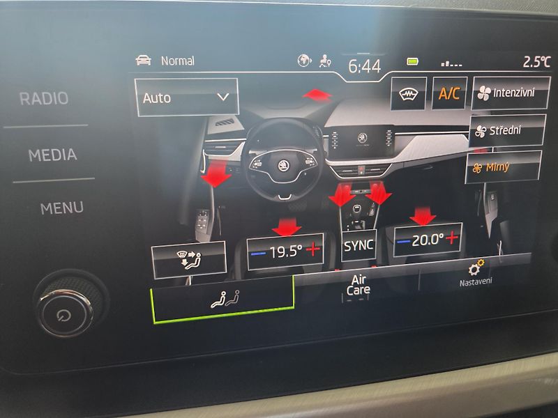 Škoda Kamiq (2022) 1.5 TSI 110kW,DSG,DPH, CZ - fotka 24 z 36