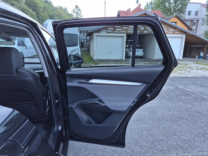 Škoda Enyaq 150kw, iV80 19ALU SOH 95% - fotka 37 z 47