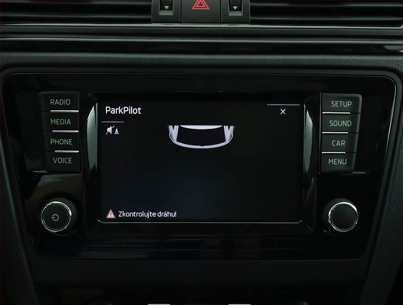 Škoda Rapid (2017) Spaceback 1.2 TSI, Serv.kniha - fotka 14 z 16