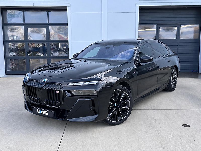 BMW i7 xDrive60 - fotografie inzerátu